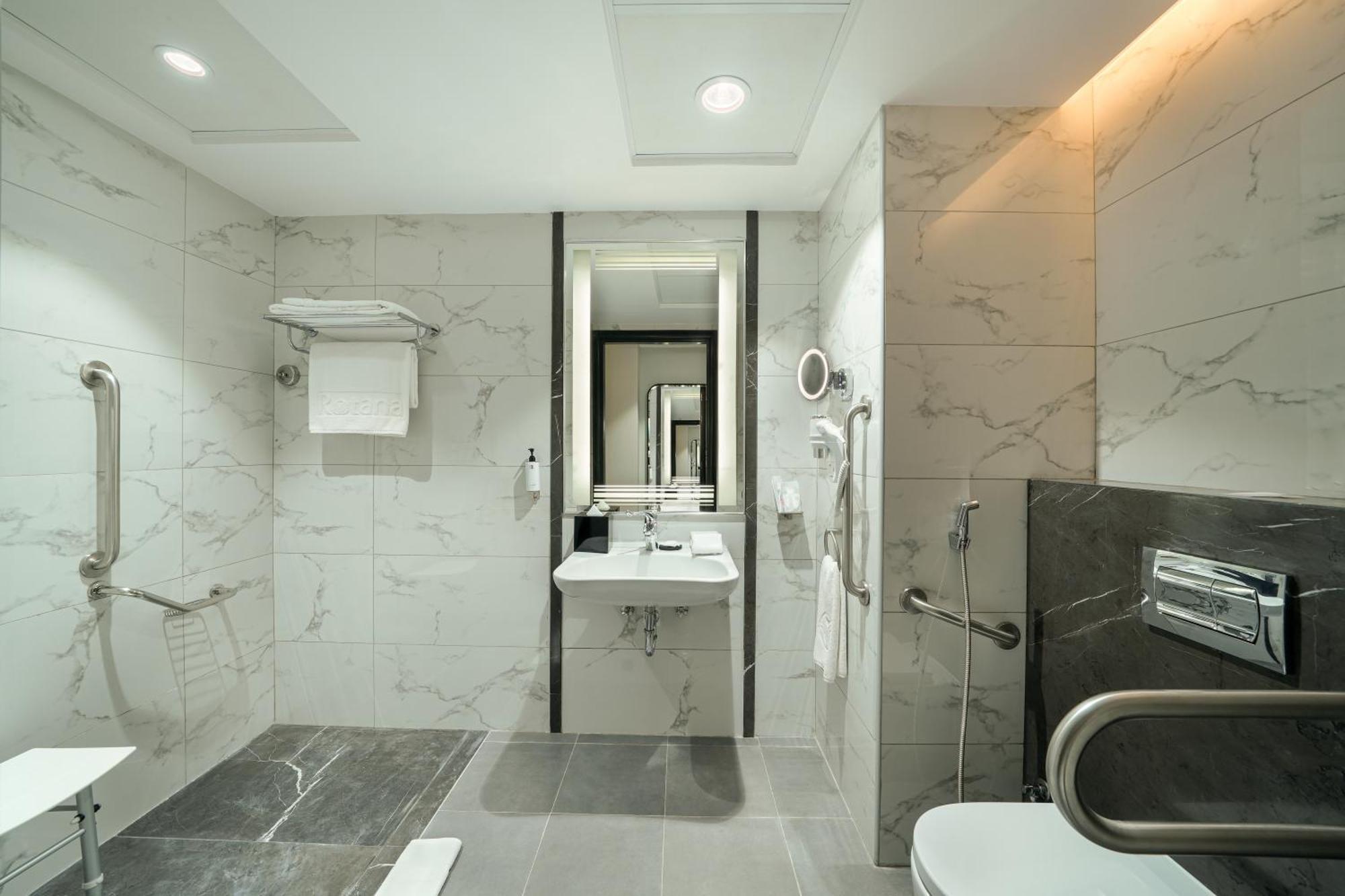 فندق Rotana Al Manakha Madinah *